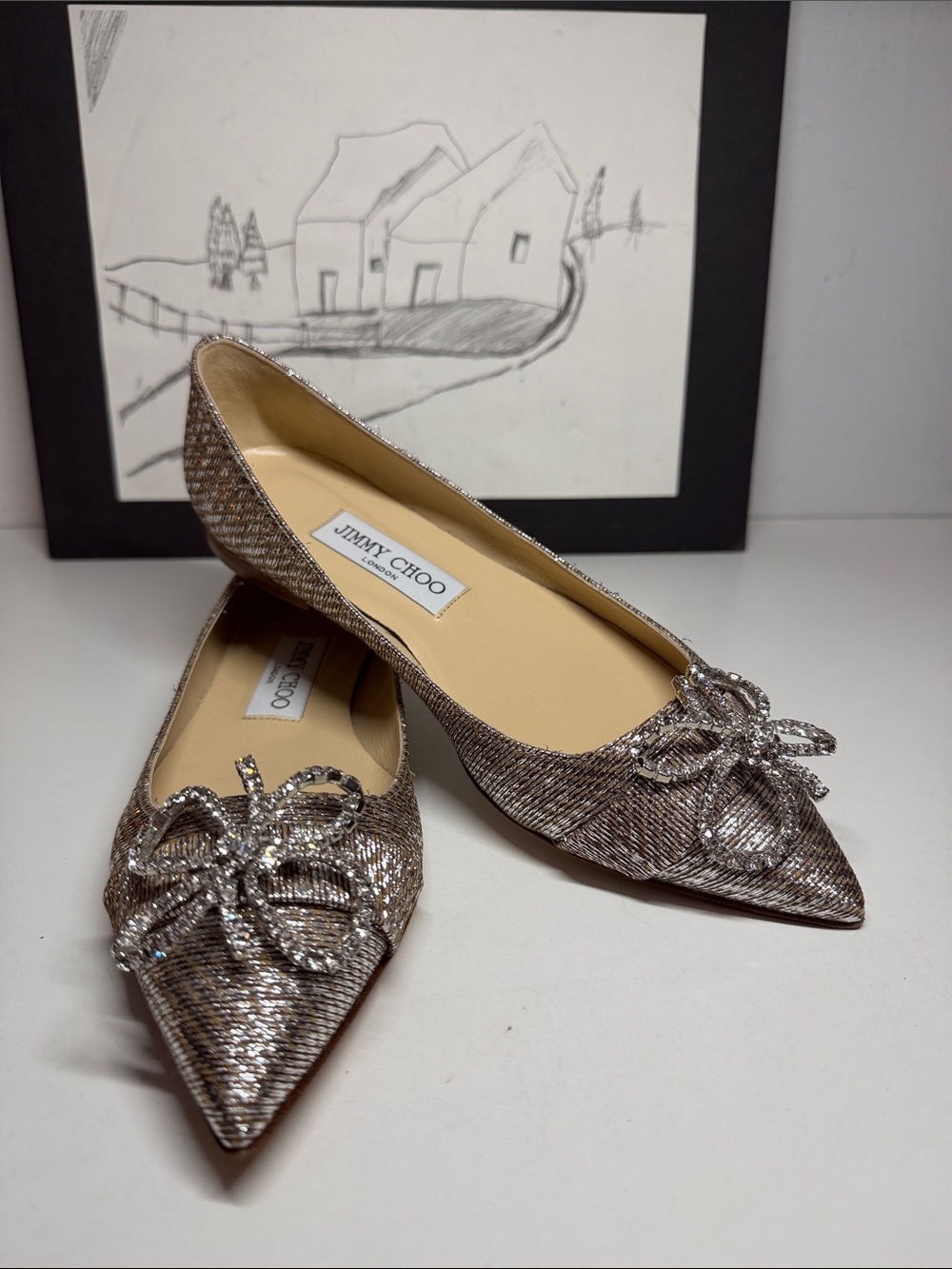 Jimmy Choo Veil Flat Champagne Metallic
Woven Lamé Fabric Women’s Size US 6